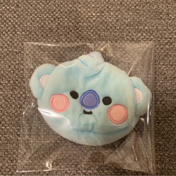 bt21 Handbags - BT21 KOYA BABY Mochi Face Zippered Coin Pouch